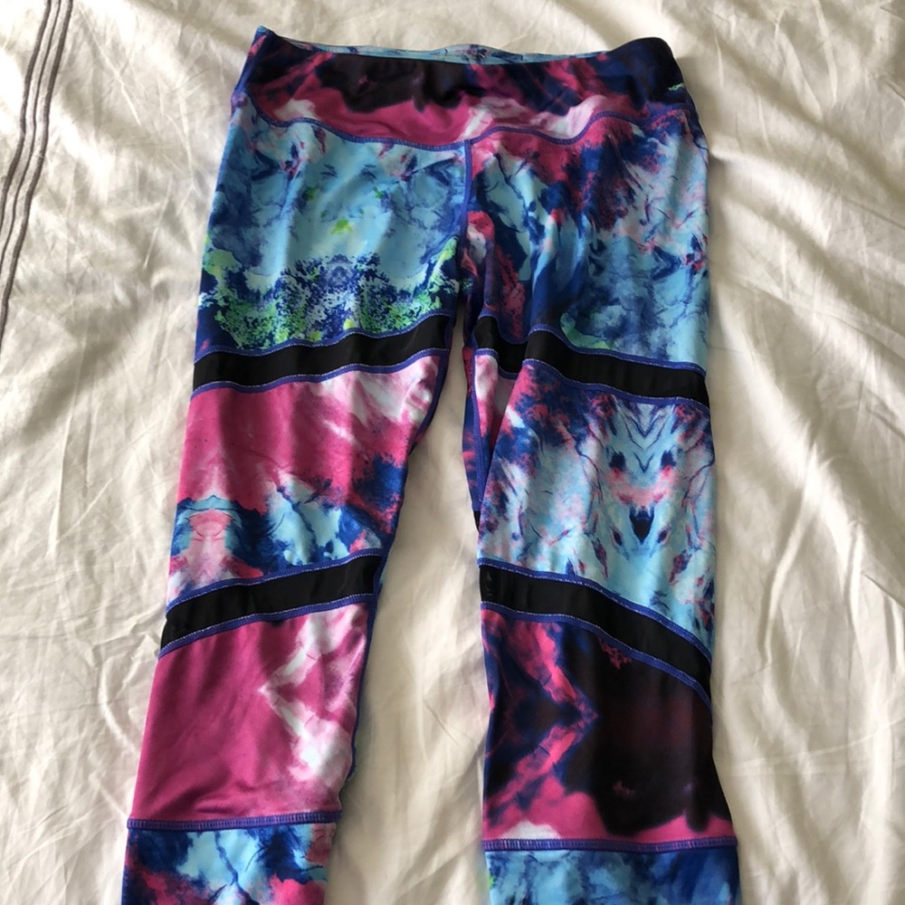 🌼 Tye-Dye Work Out Cropped Leggings